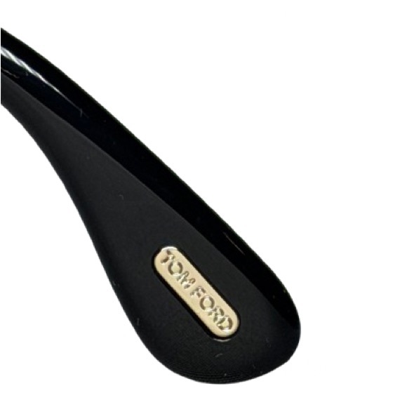 TOM FORD Fiore 63mm Oversize Gradient Butterfly Sunglasses New in Box main image 6